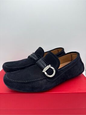 Salvatore Ferragamo Men’s Calipso Gancini Dark Blue Suede Drivers Size 8.5 US